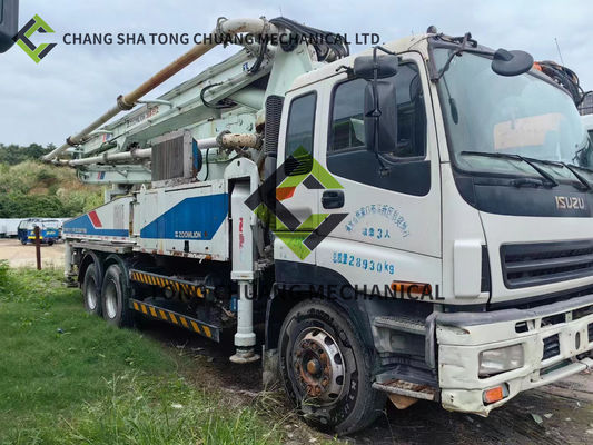 Em 2011 Zoomlion ISUZU Chassis 38 M Caminhão de bomba de concreto 5 cilindros e 5 mastros