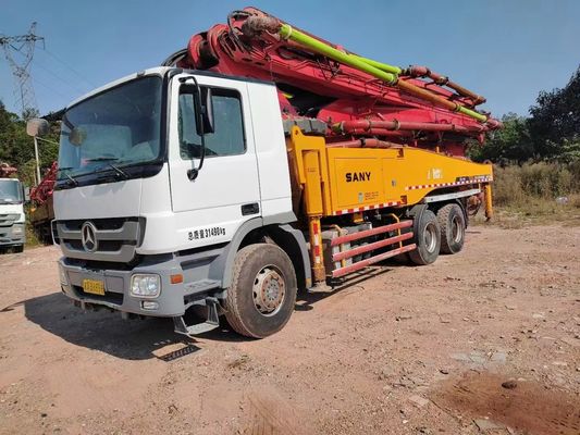 Sany Mercedes Benz Chassis SY5310THB40B 48 M Seis braços Seis mastros Carrinho de bomba de concreto